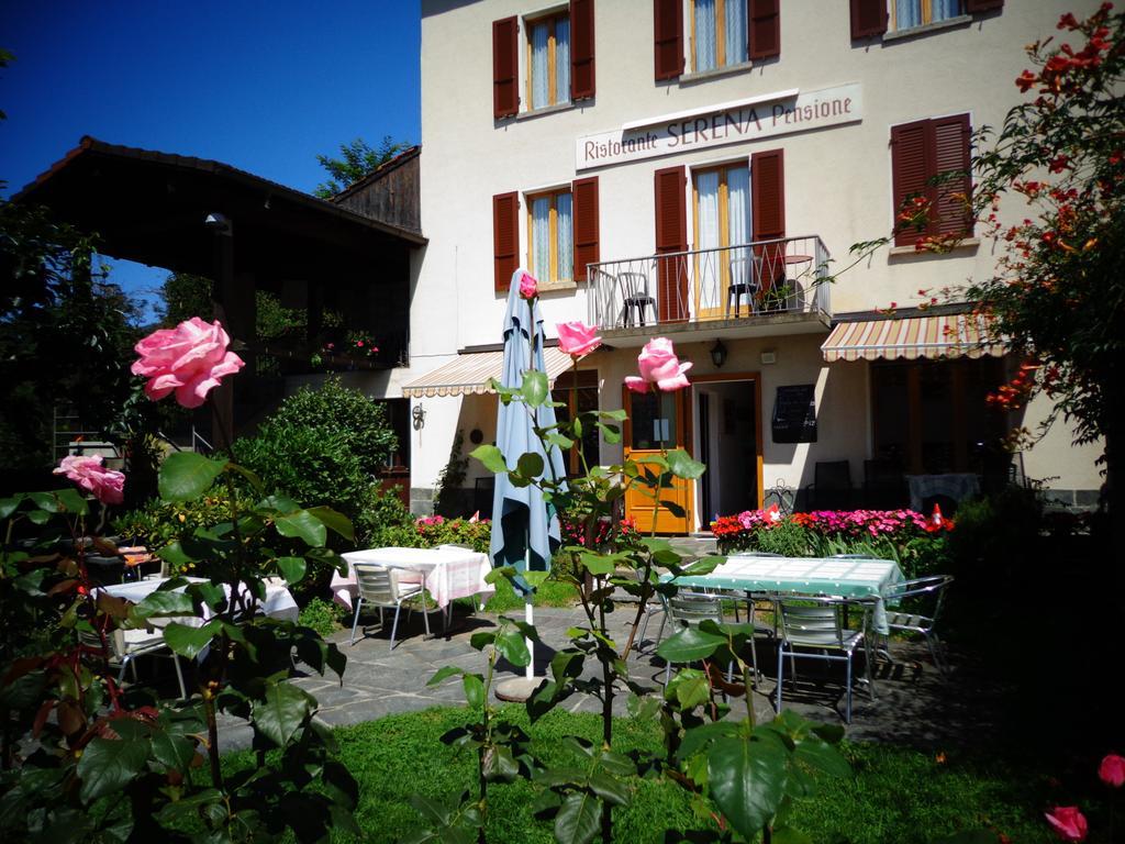 Hotel Pensione Serena Purasca Exterior foto